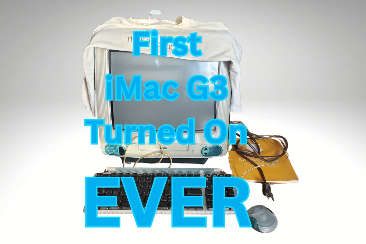 First iMac G3 Blueberry Turned on EVER The Old Cool